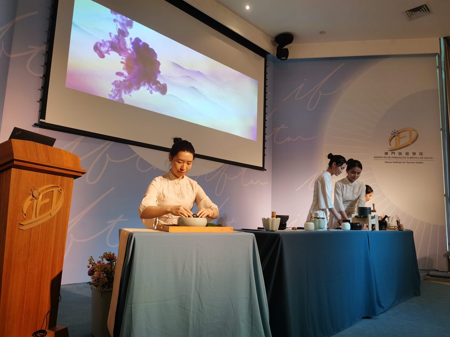 傳承非遺技藝 弘揚中華文化 澳旅院辦茶藝職業技能考證及講座(Chinese only)