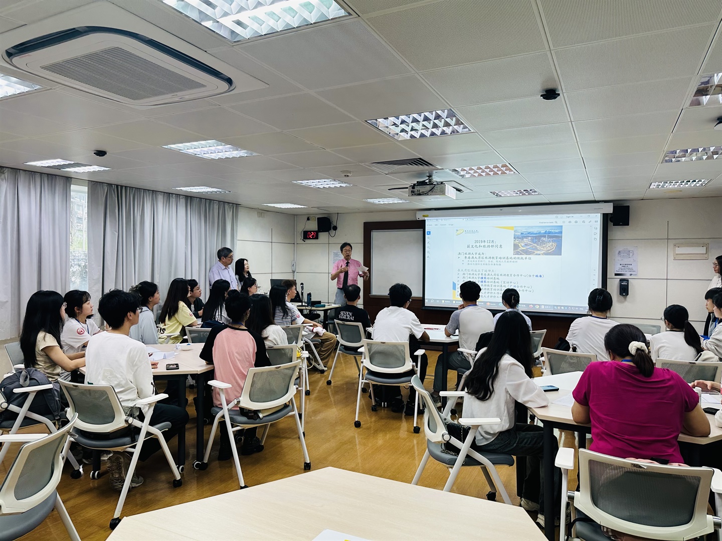 澳旅大為博文明道學院開辦專題培訓 - 客房部運作解密 (Chinese Only)