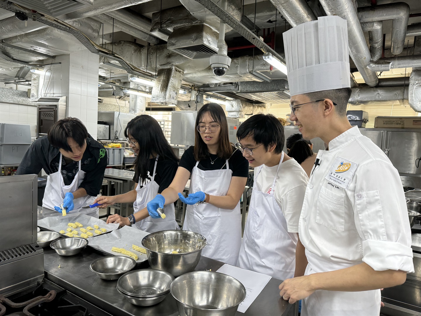 澳旅大為香港圓玄學院妙法寺內明陳呂重德紀念中學開辦研修班 (Chinese Only)