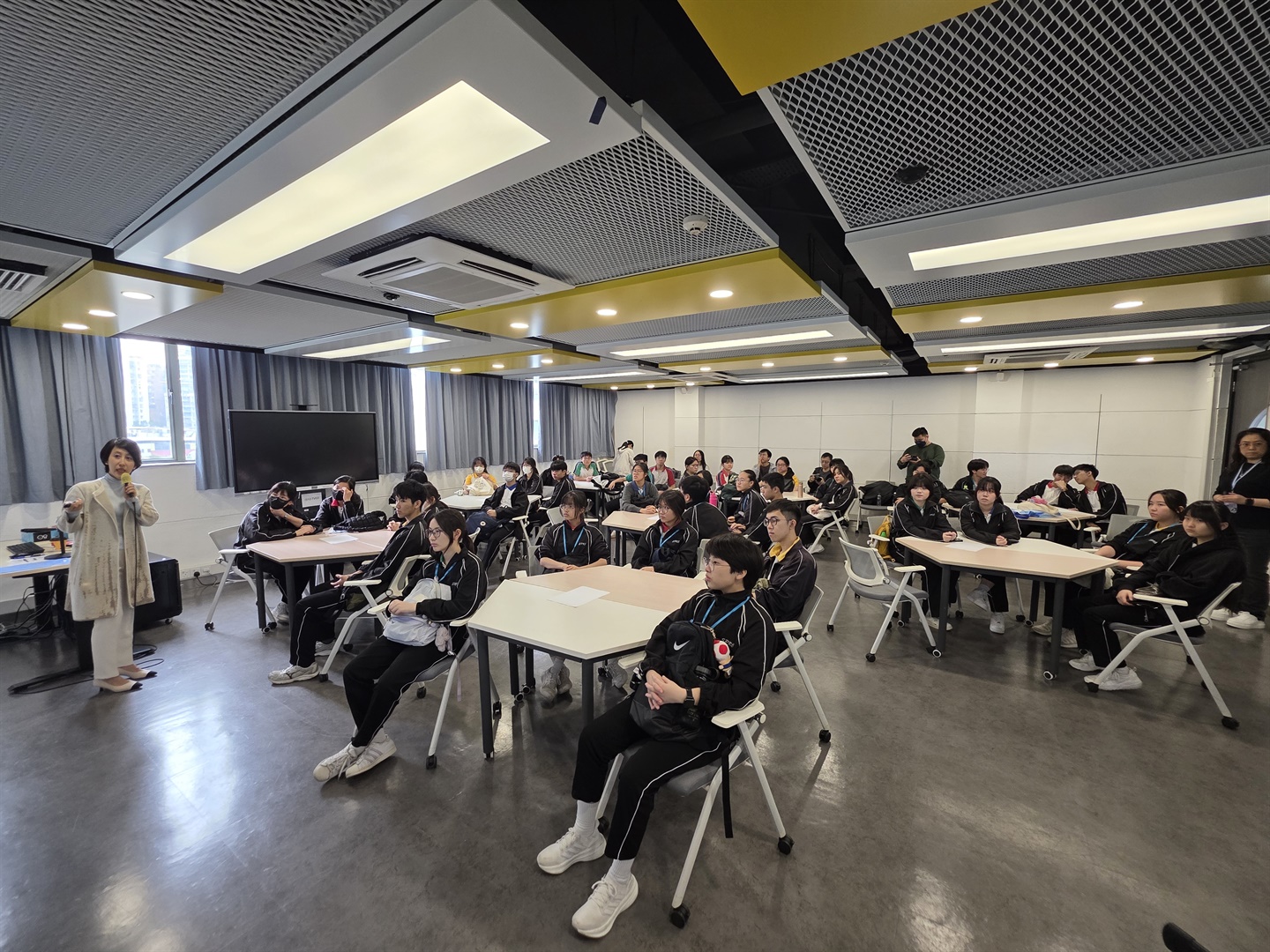 澳旅大為香港神託會培基書院開辦會展業發展與創新研學(Chinese Only)