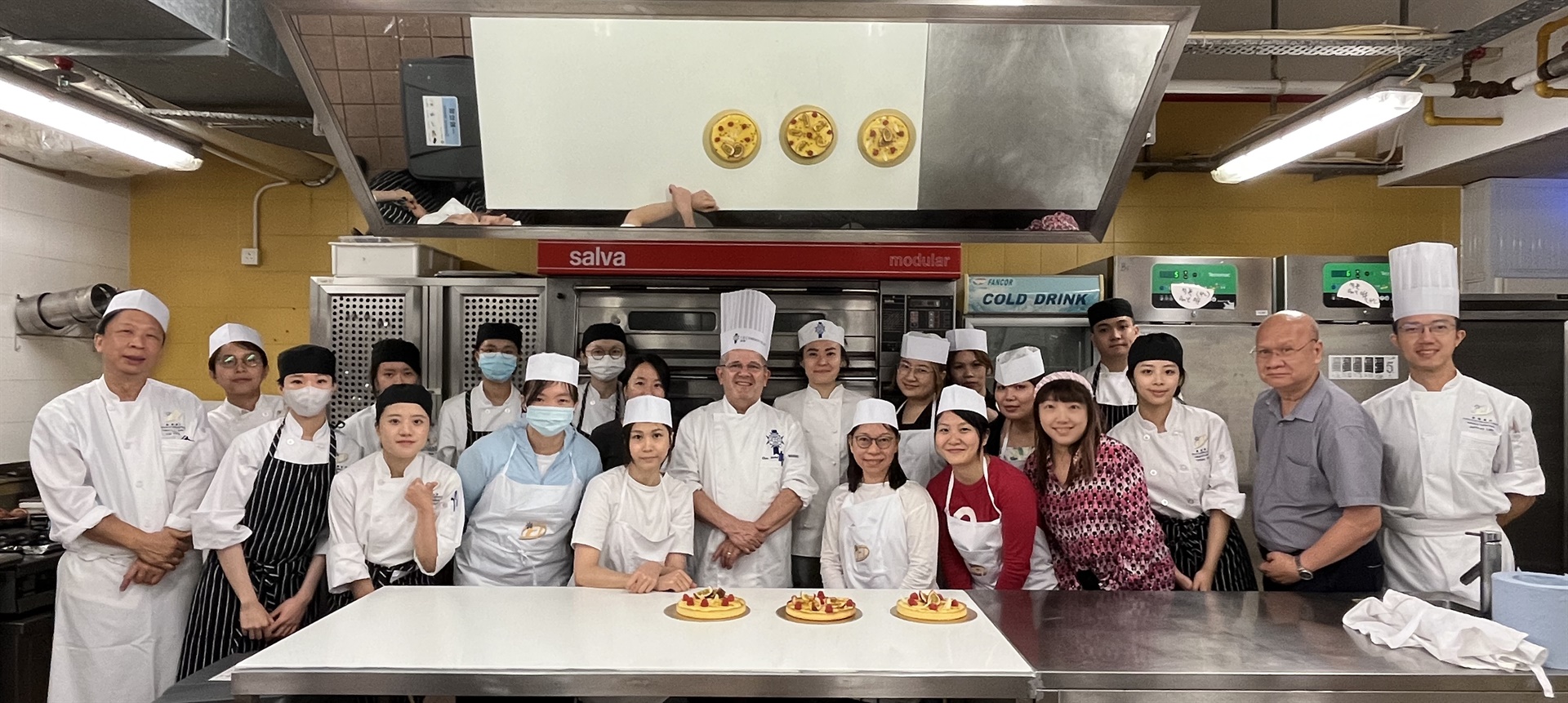 澳門旅遊大學管理及專業發展學院與法國藍帶合辦夏季法式蛋糕工作坊(Chinese Only)