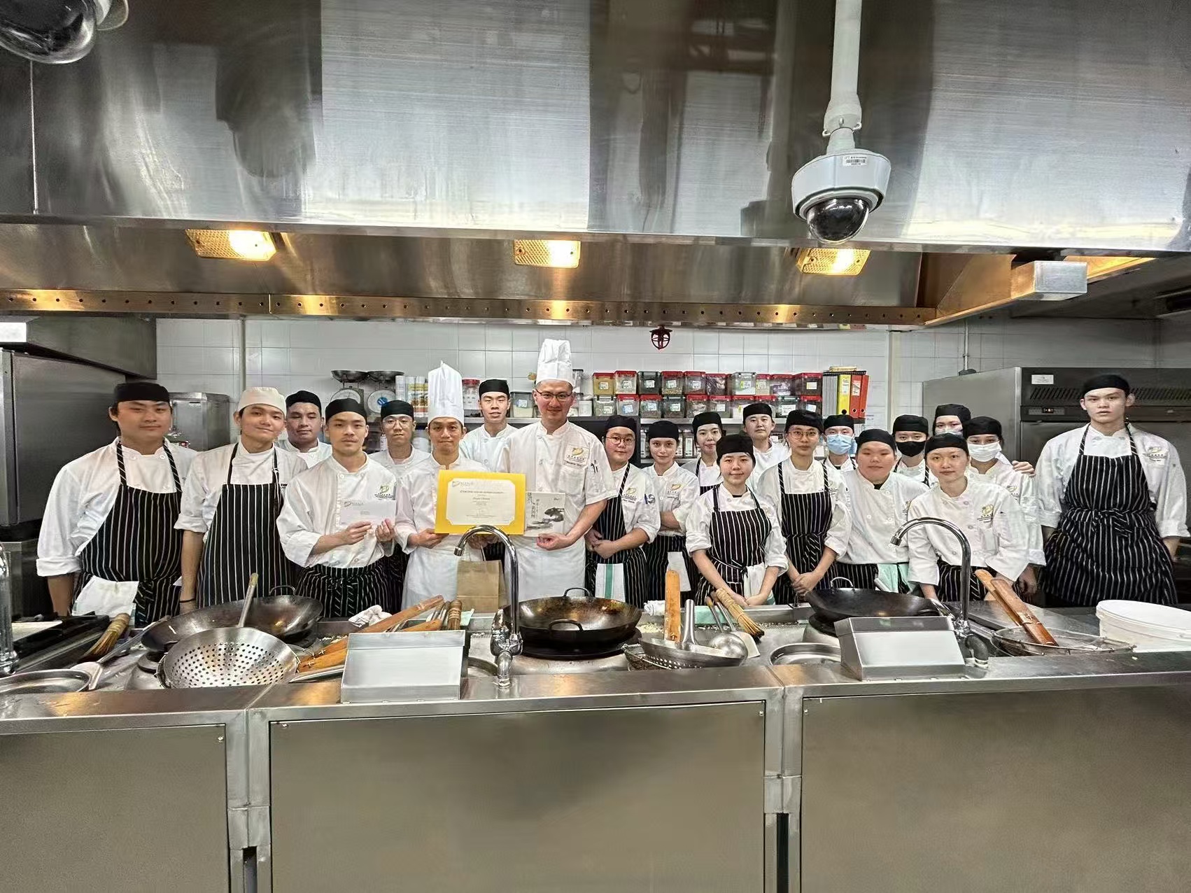 Cooking Demonstration on Huaiyang Cuisine