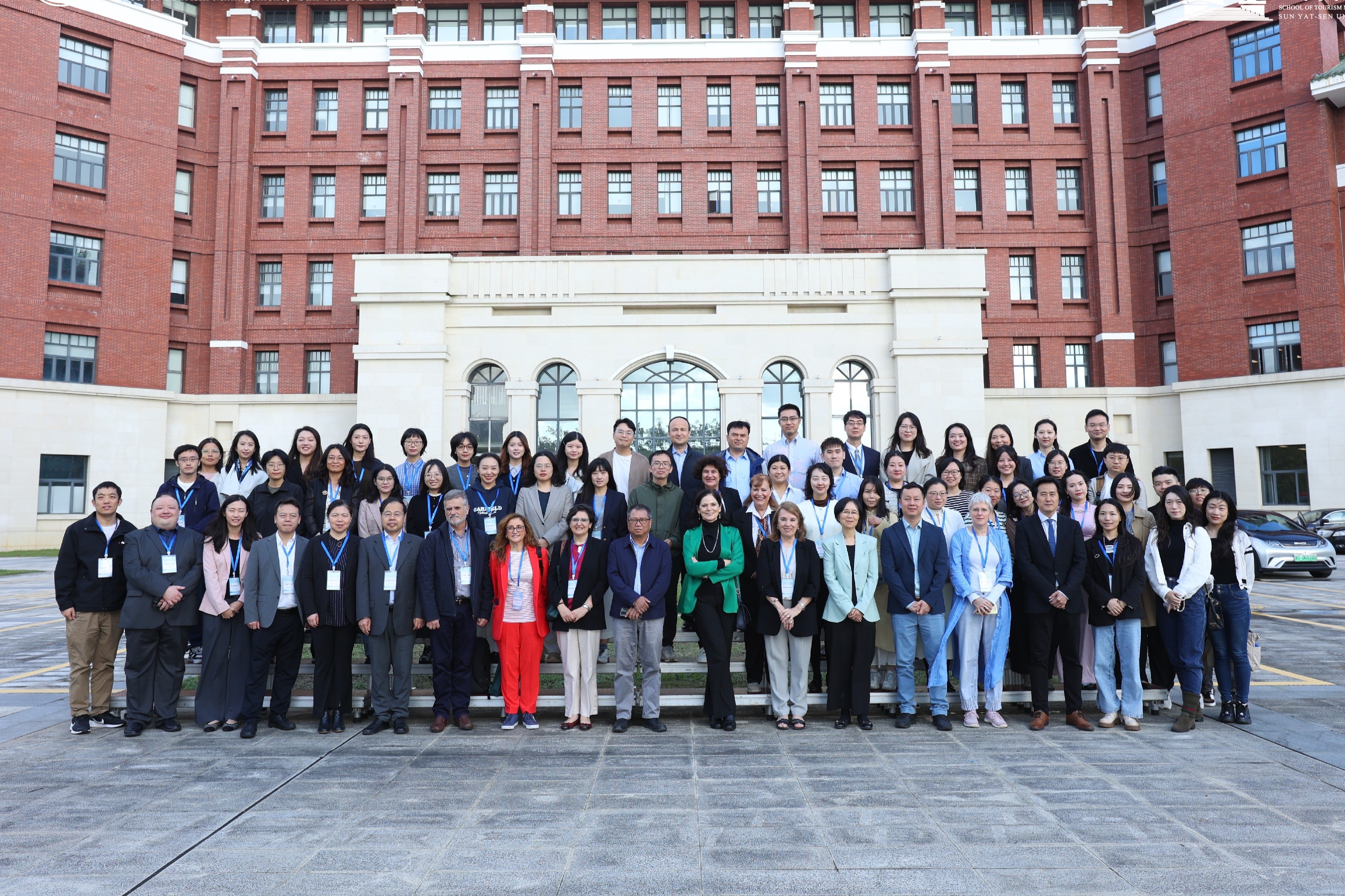 UTM Faculty Members and Doctoral Students Participated in a Conference Held in Zhuhai