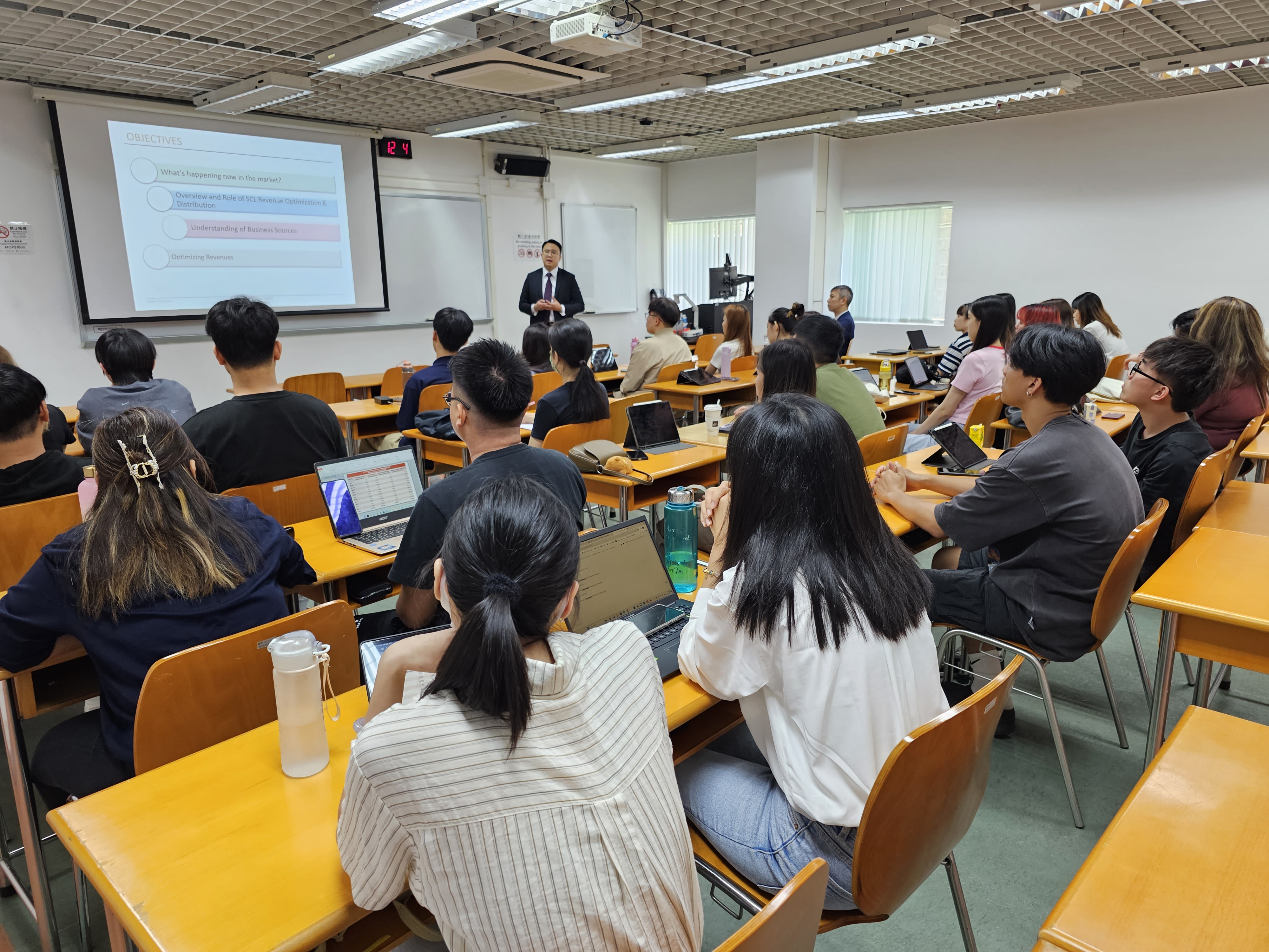 澳旅院与金沙中国携手培育未来渡假村盈收管理人材