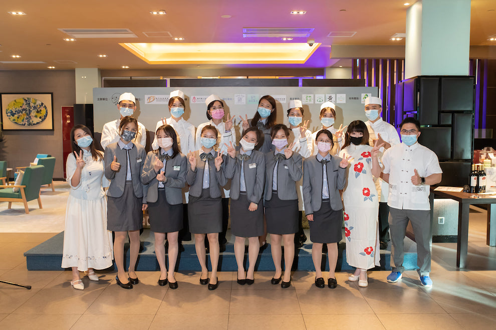 学士学位课程（中文学制）学生举办“慕谷茶粮”慈善晚宴