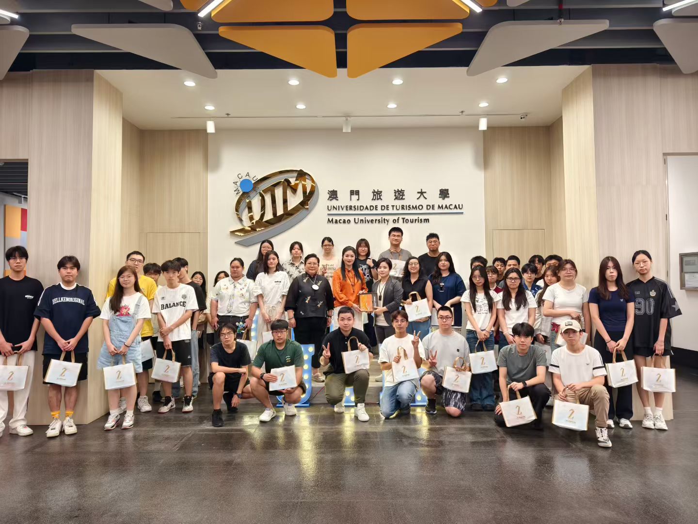 【俱樂部管理課程客席講座】名媛在女性文化傳承中的見解