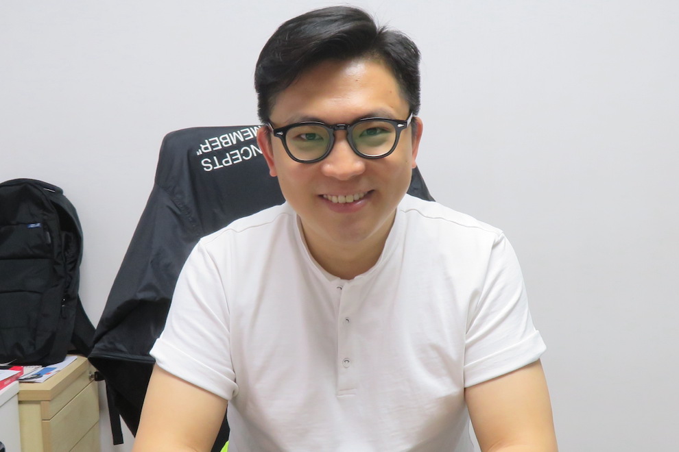 IFTM alumnus invites tourists to 'taste' Macao culture one lollipop at a time