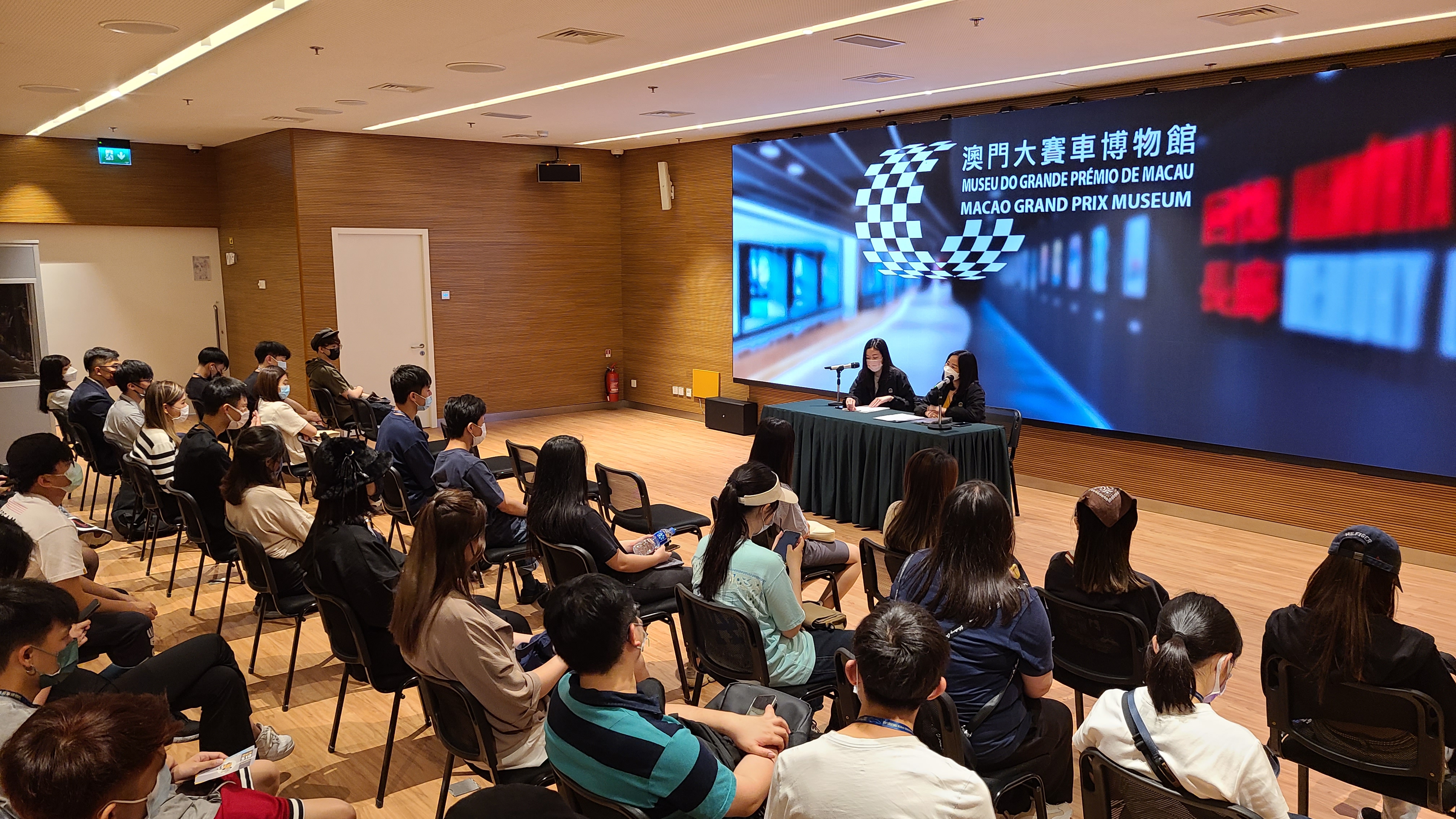 澳門旅遊學院(IFTM)學生團體到訪澳門大賽車博物館