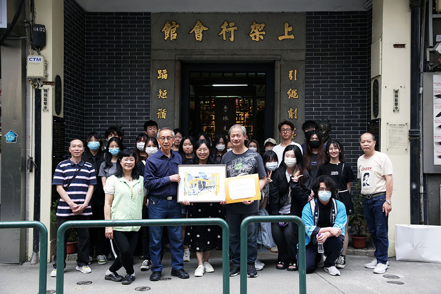 Traditional craftsmanship workshop in Exhibition Room of Master Lu Ban’s Woodcraft Works – A Site Visit for IFTM Cultural and Heritage Management Programme Students