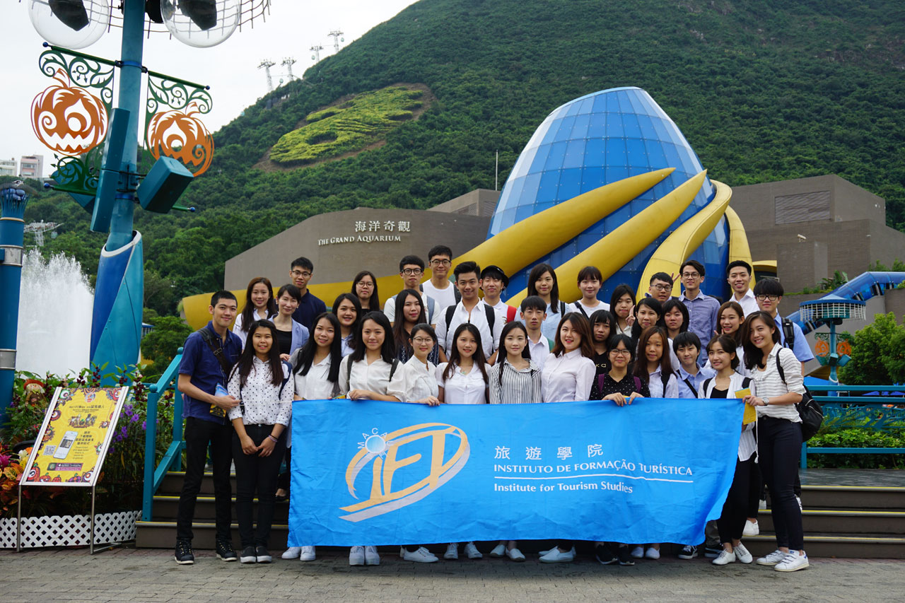 Visiting Ocean Park Hong Kong for TSMT213 Travel Service Management